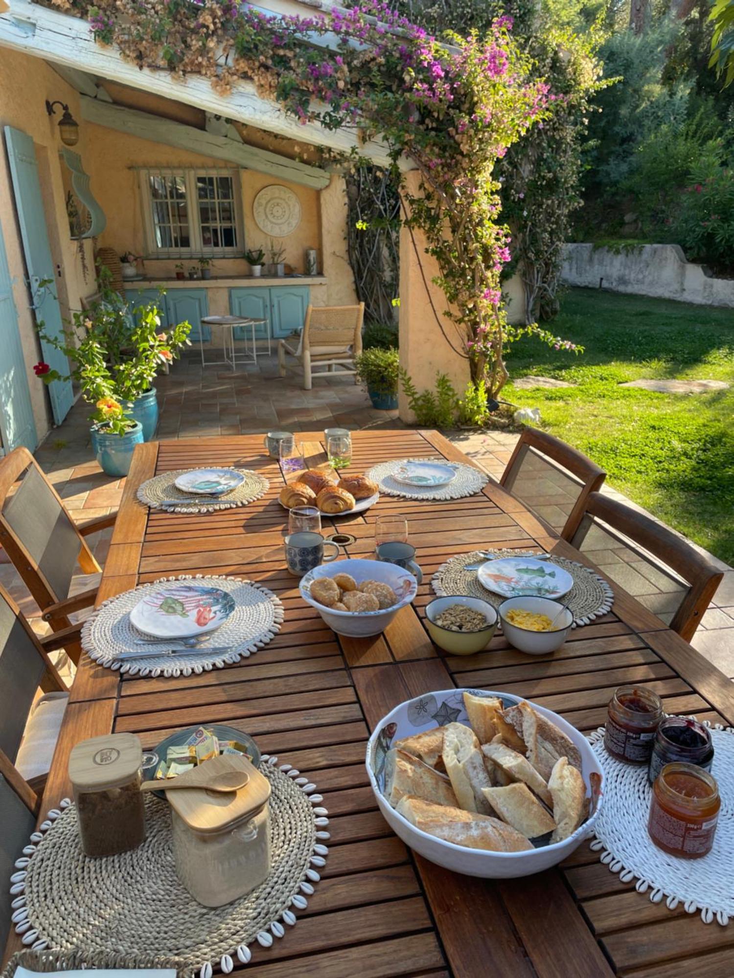 Bed and Breakfast Paradis Provencal Sainte-Maxime Exteriér fotografie